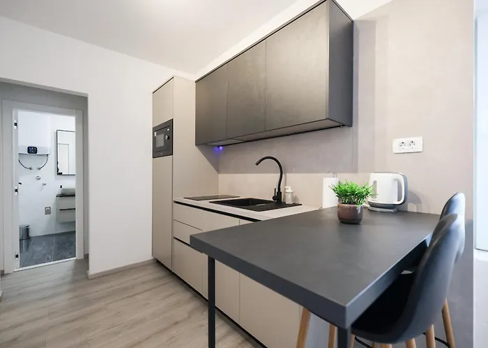 Classy In Centar * Zara