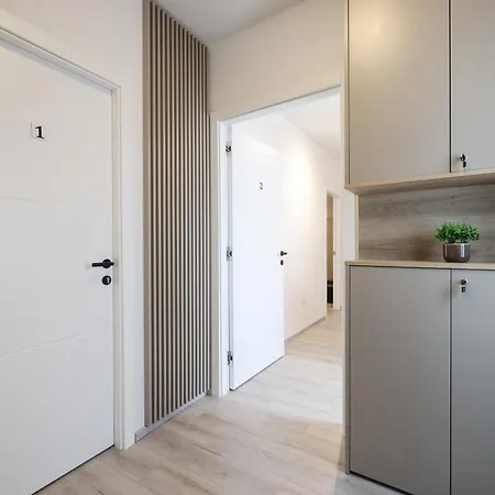 Classy In Centar Apartment
