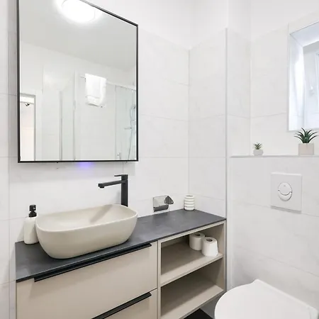 Classy Apartments By Adex Travel ザダル